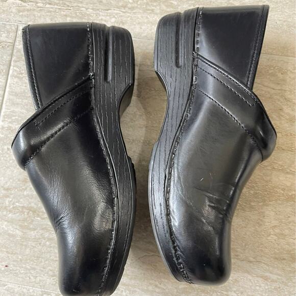 Dansko XP black leather clogs sz 40  US  9.5-10 - Picture 4 of 8